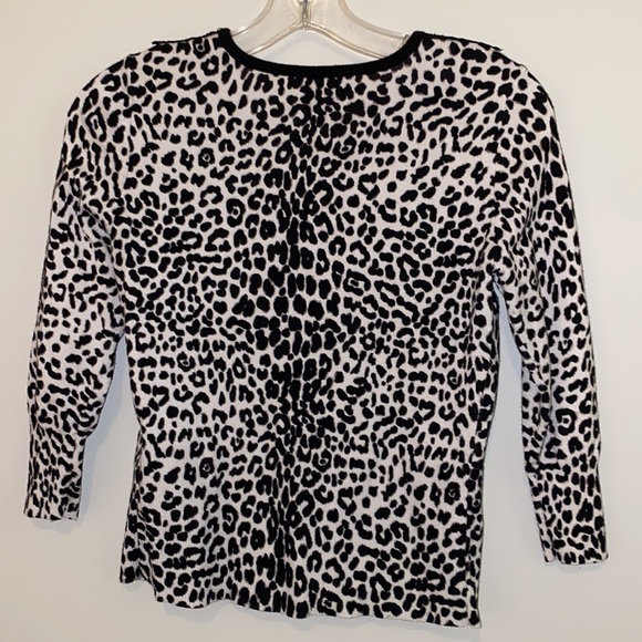 White House Black Market Animal Print lace Cardigan Size S, 3/4 Sleeve - Picture 5 of 5